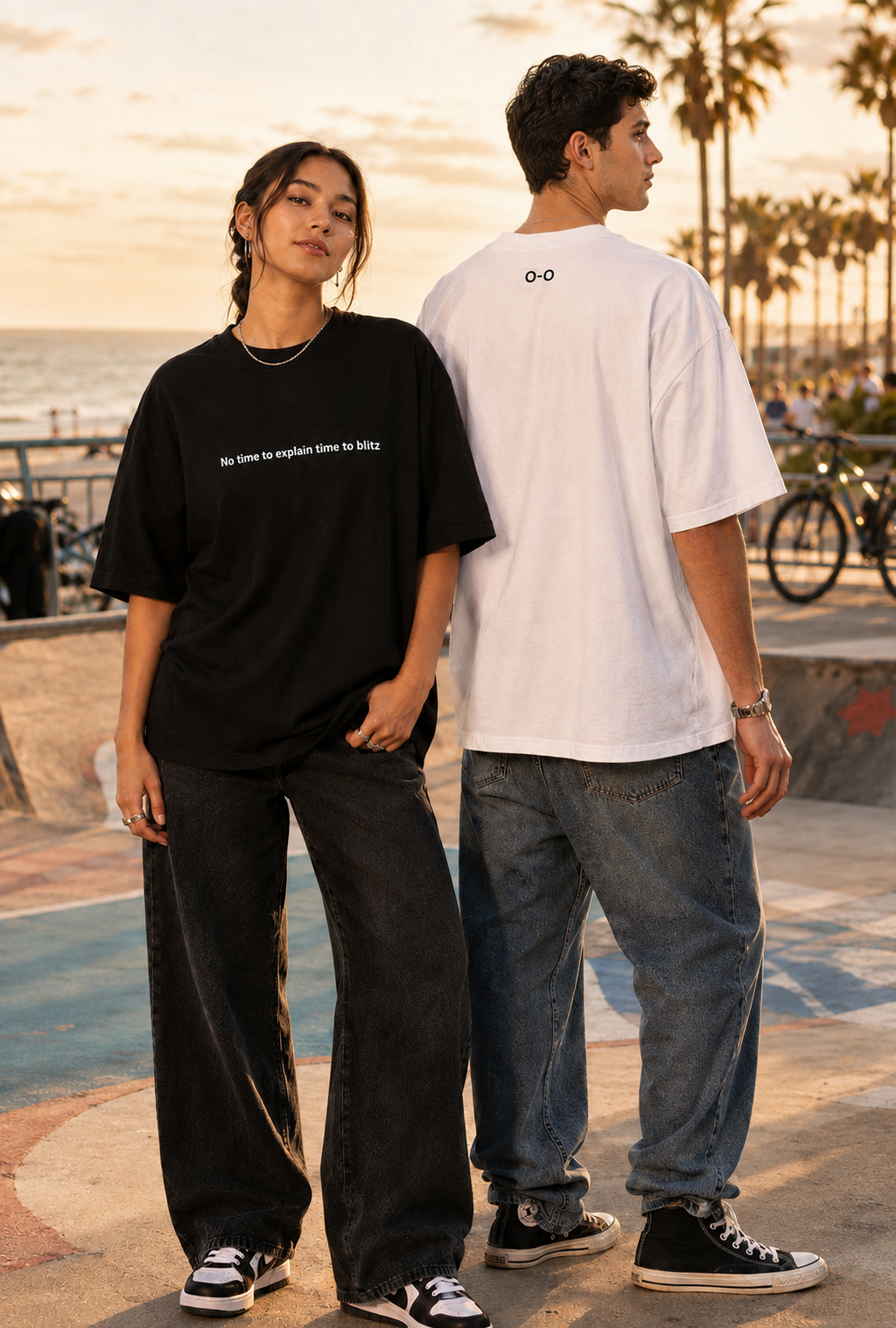 TIME TO BLITZ — Oversized T-Shirt